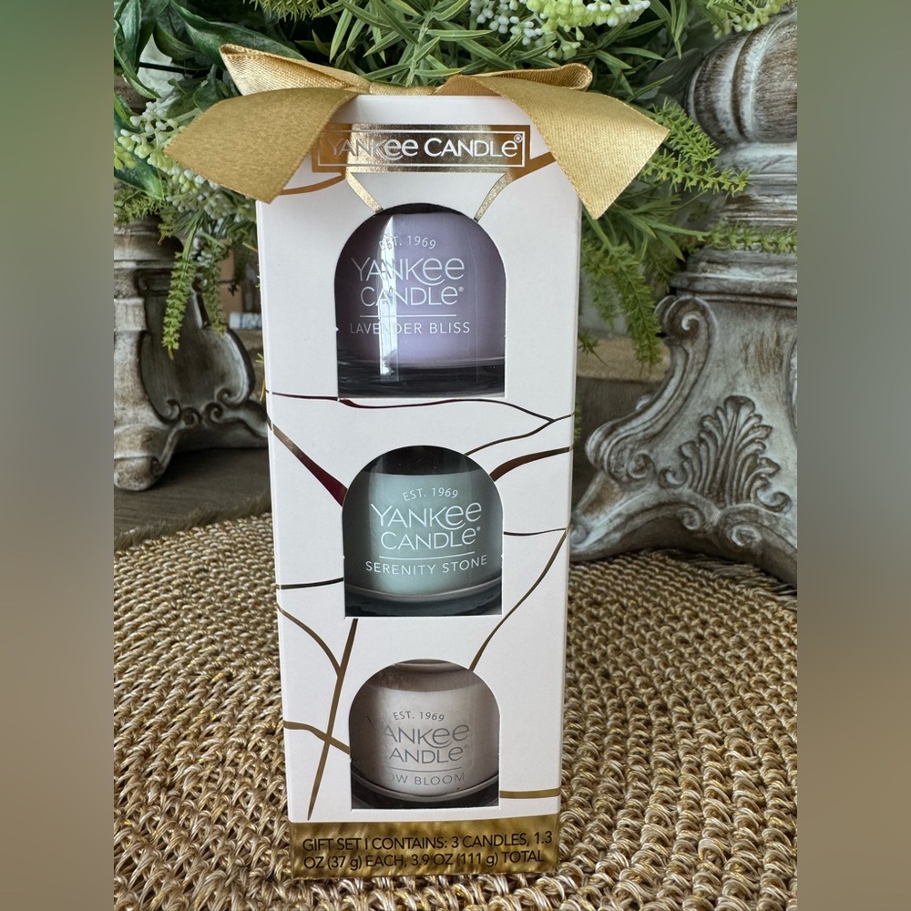 Yankee Candle Lavender, Teal & Cream Votive Trio Gift Set
